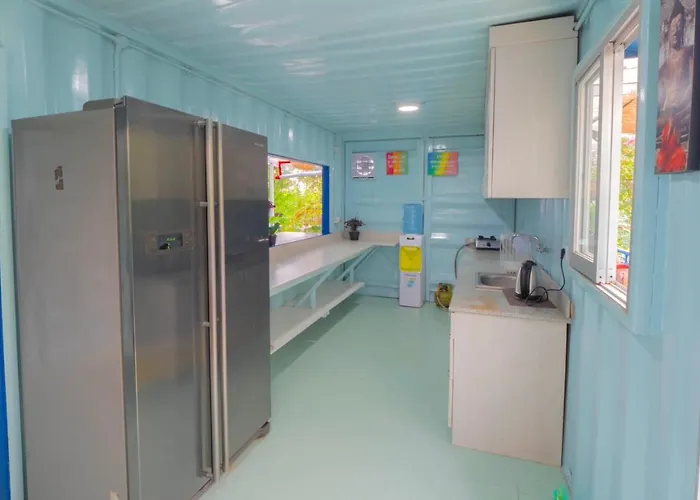 Rumah Container アパート ブドゥグル