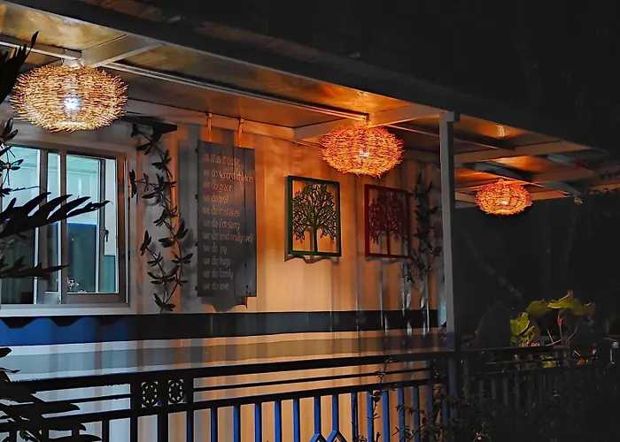 アパート Rumah Container